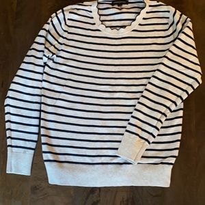 Banana Republic Light Grey & Navy Scallop Neck Sweater - S